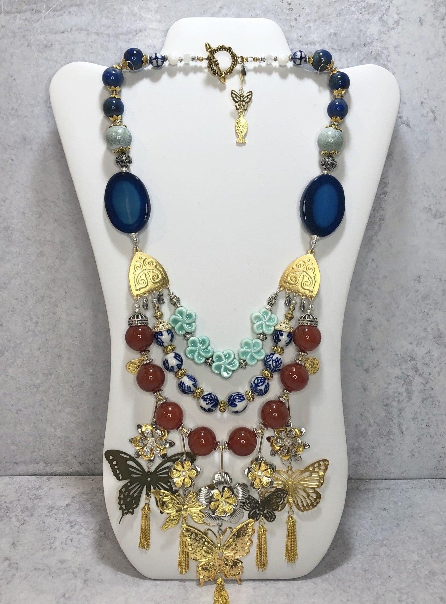 The Hallie Necklace