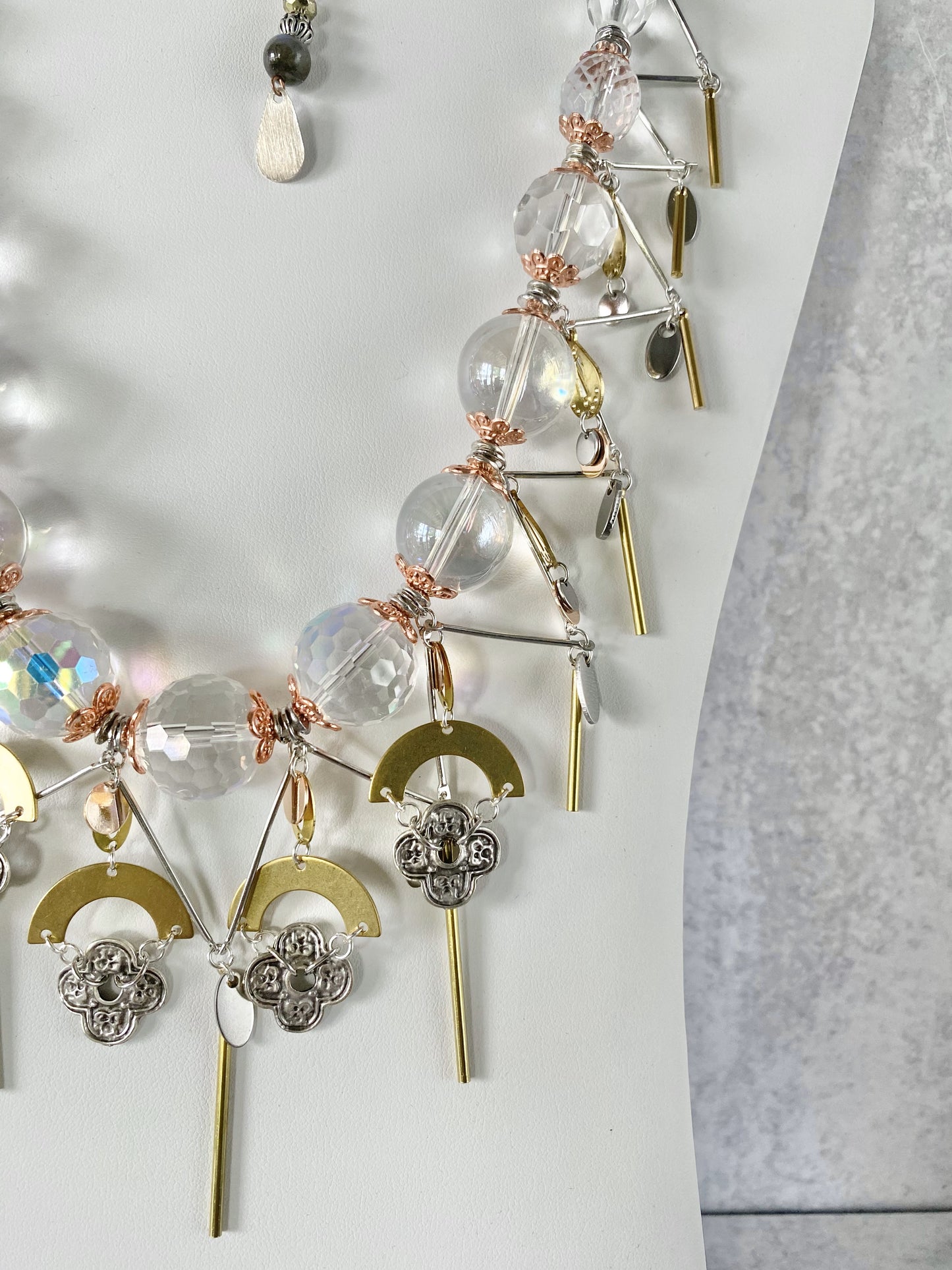 The Hana Necklace