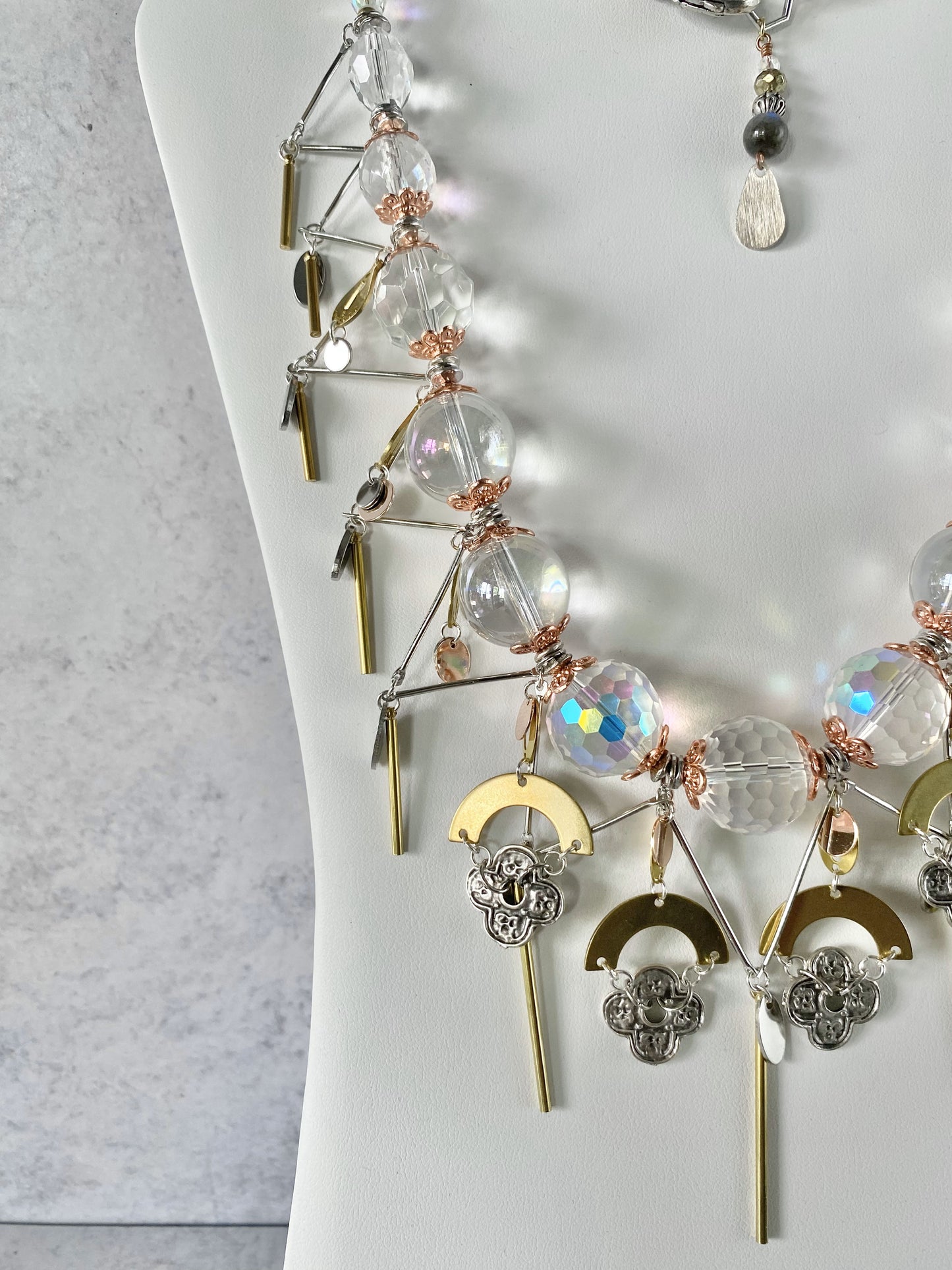The Hana Necklace