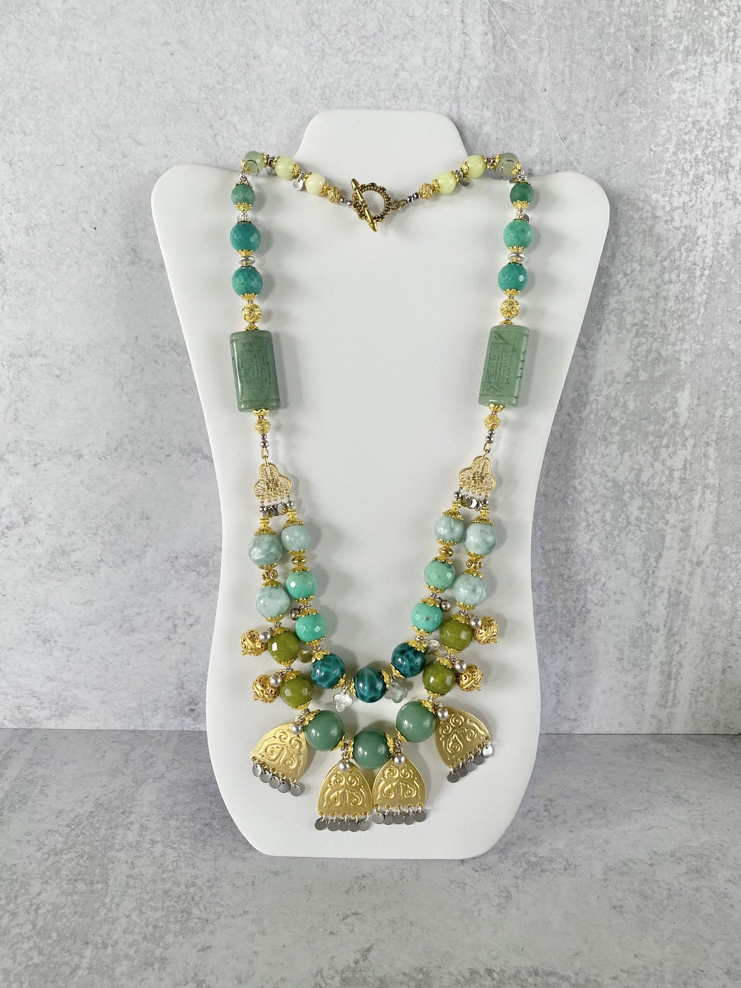 The Pari Necklace
