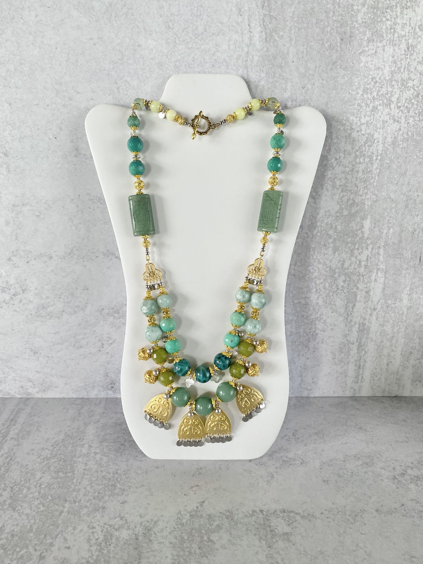 The Pari Necklace