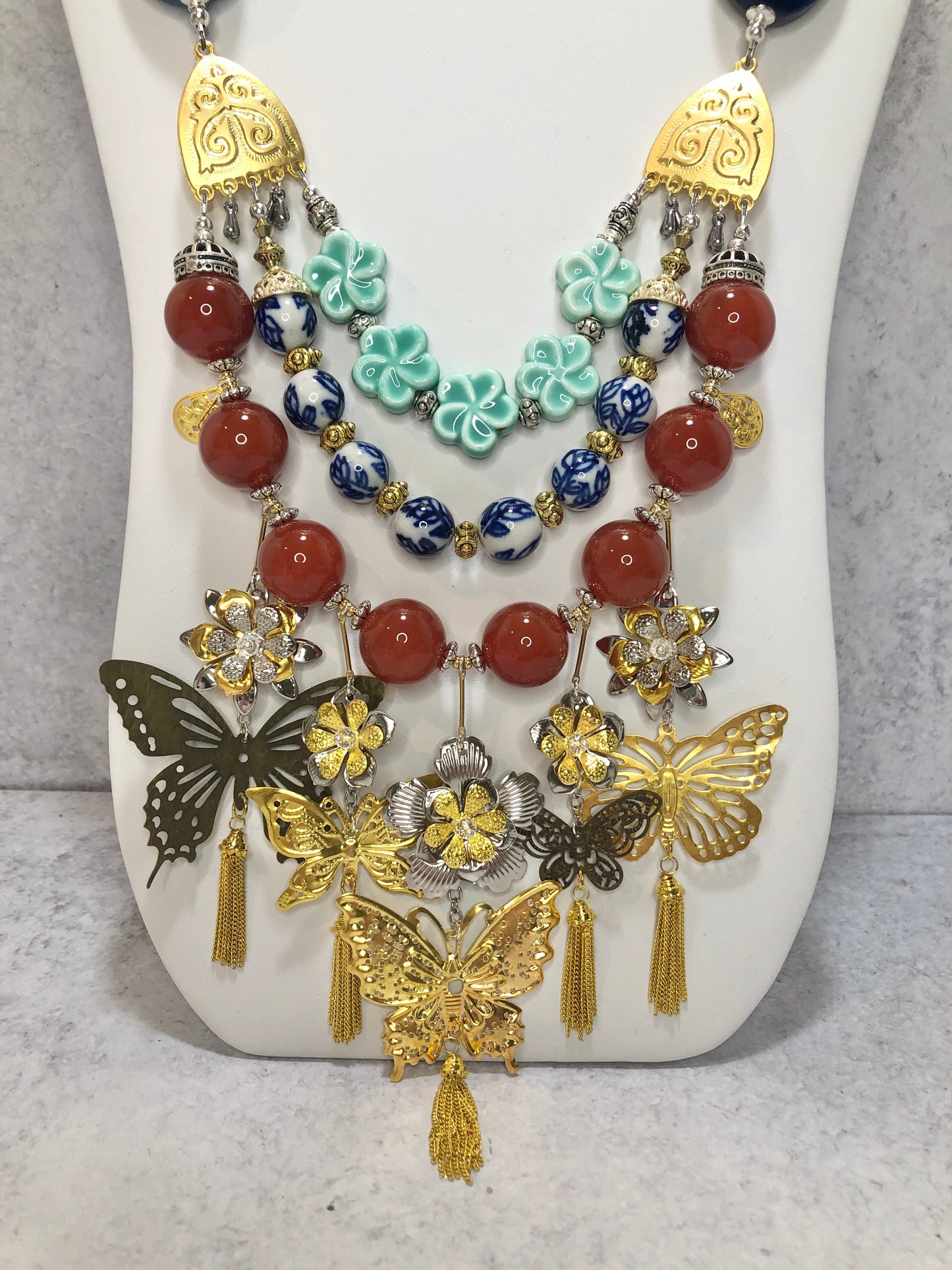The Hallie Necklace