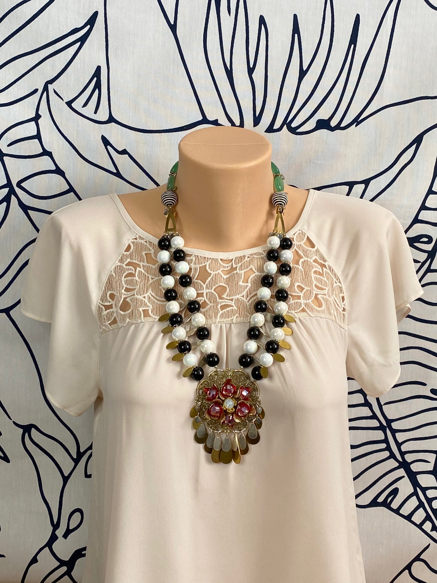 The Claudette Necklace