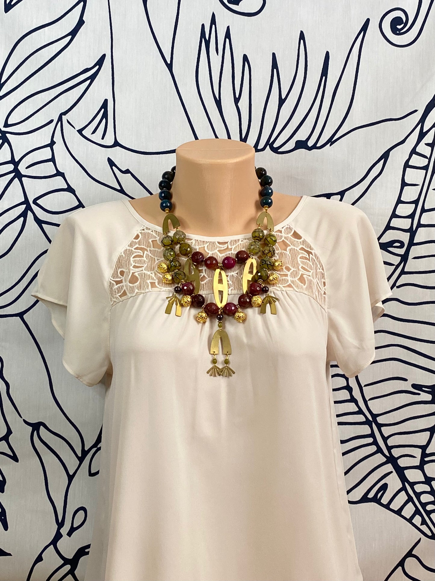 The Mei Necklace