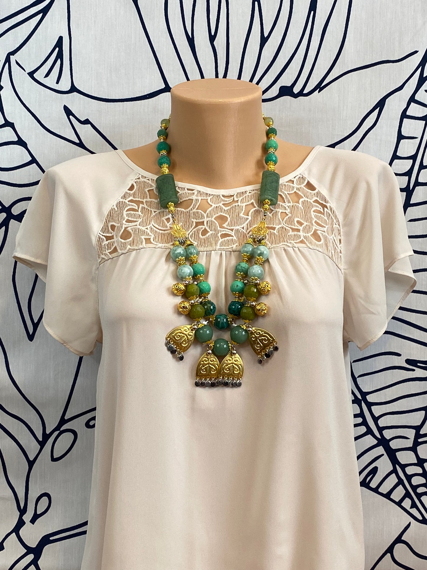 The Pari Necklace