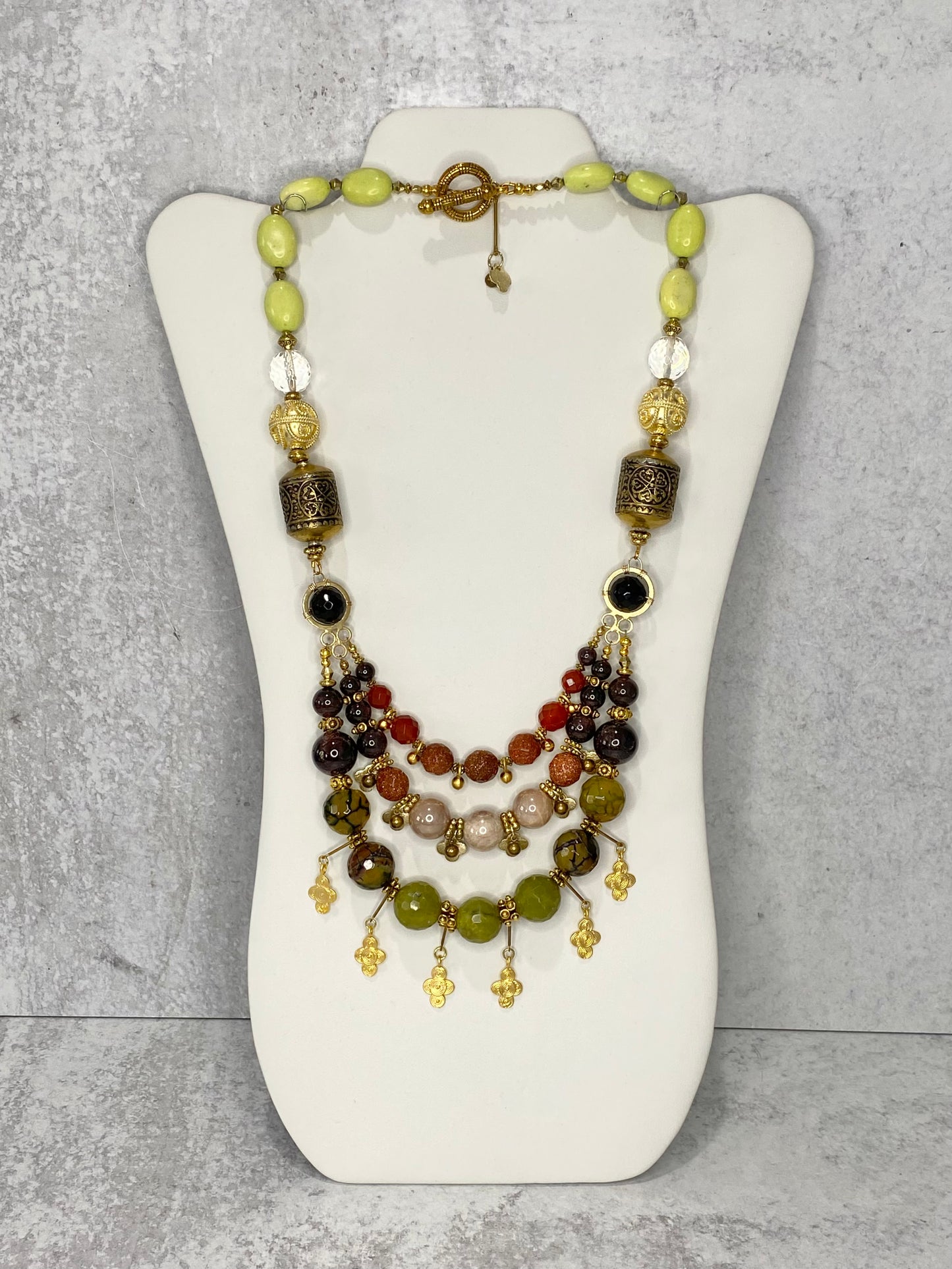 The Li Necklace