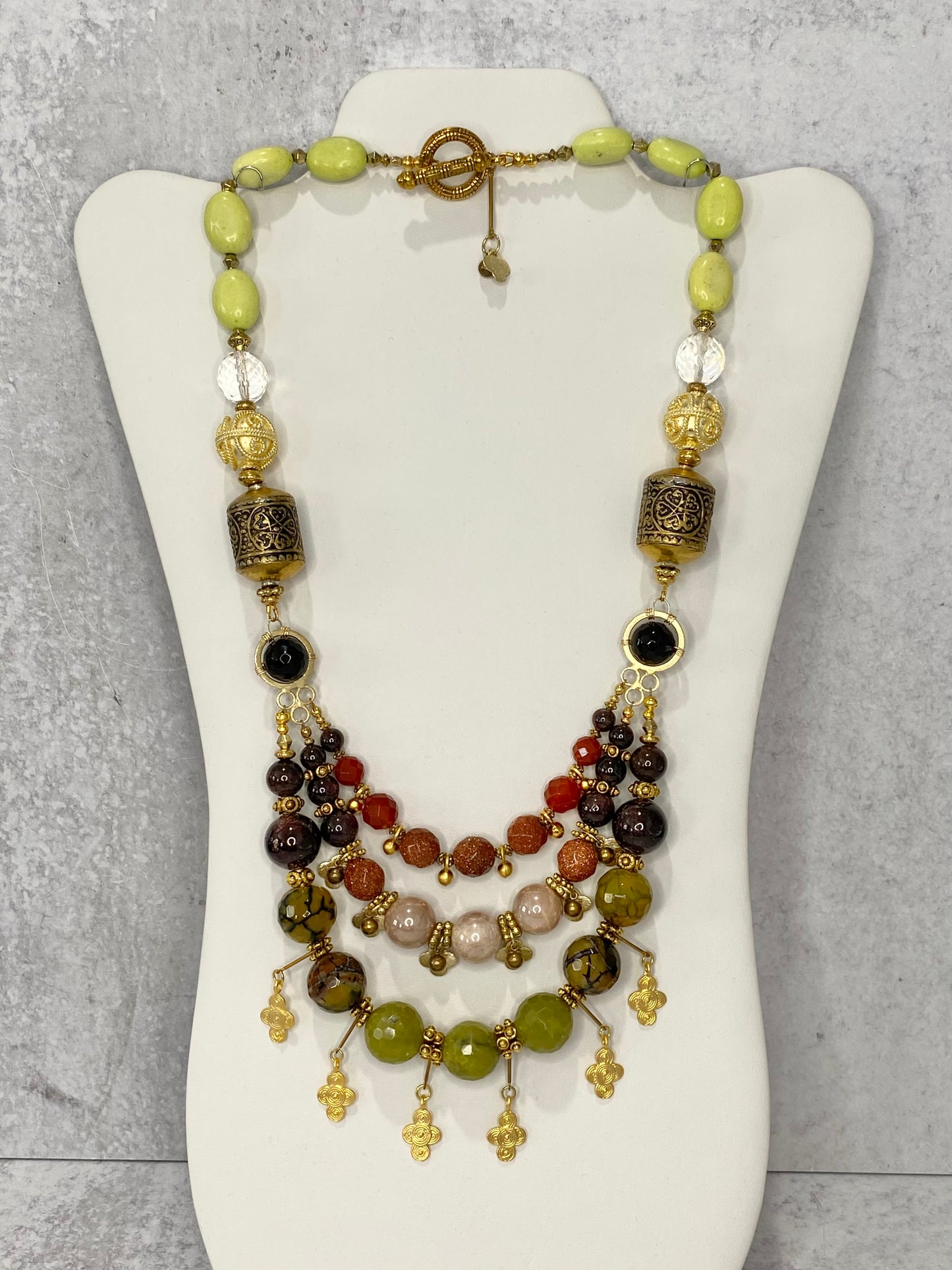 The Li Necklace