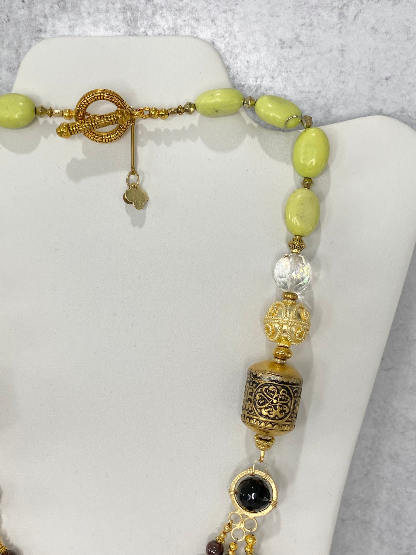The Li Necklace