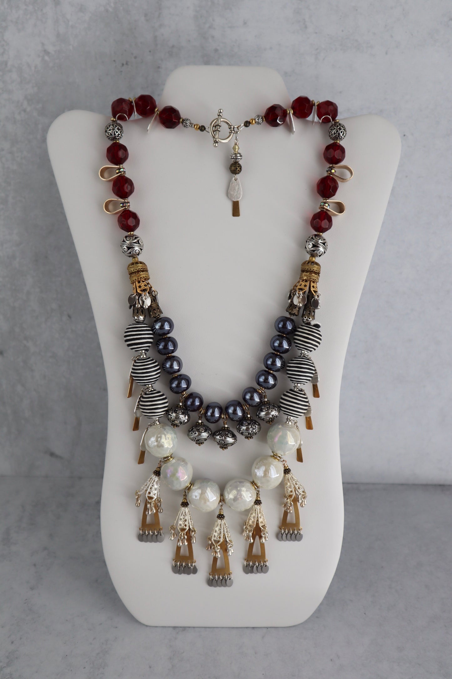 The Ariadne Necklace