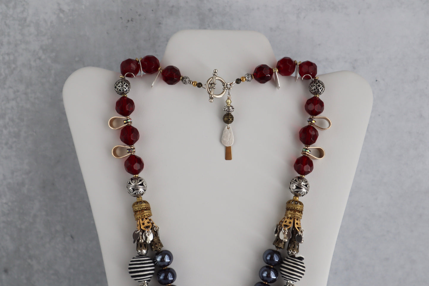 The Ariadne Necklace