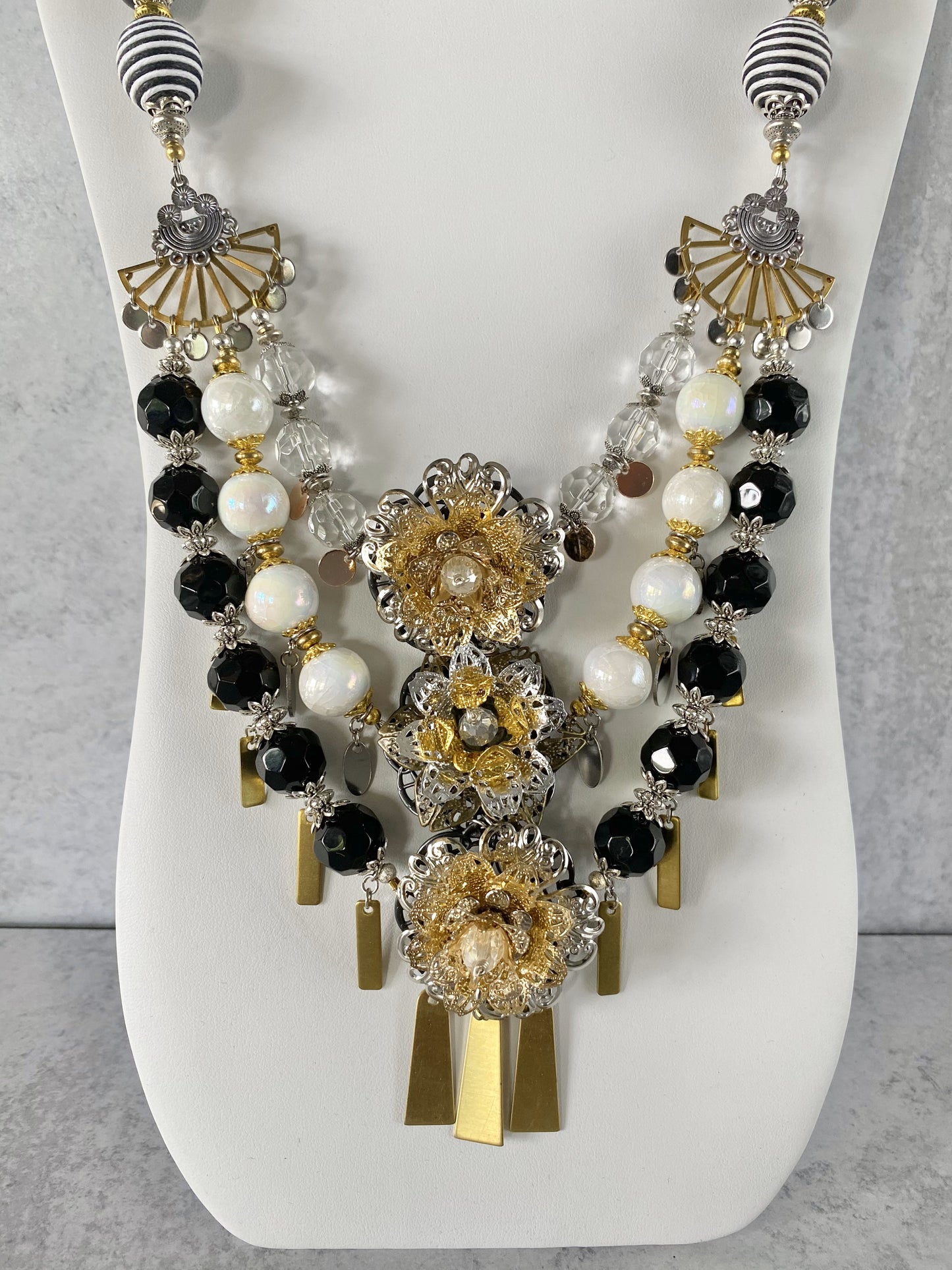 The Moira Necklace