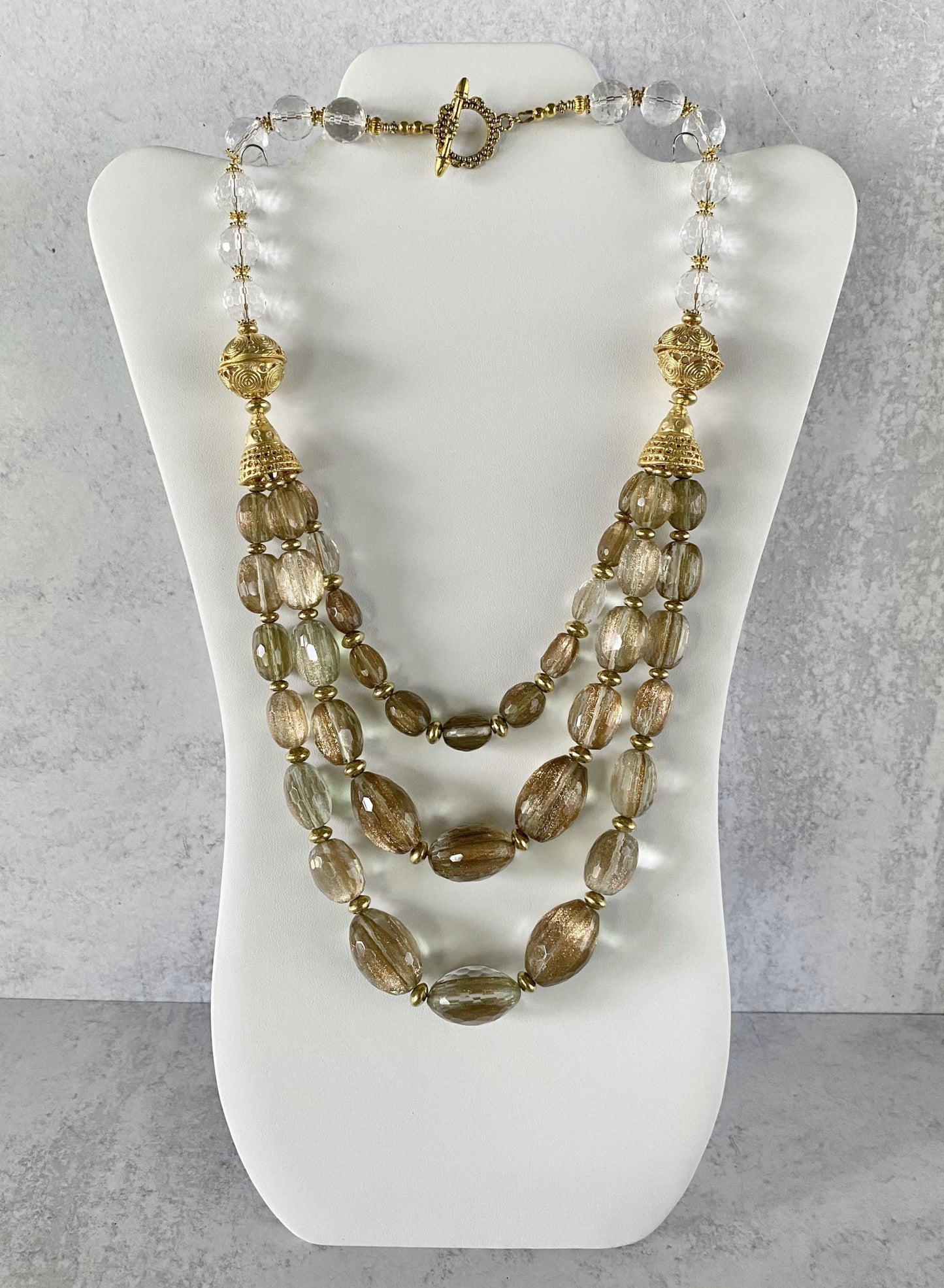 The Aurelia Necklace