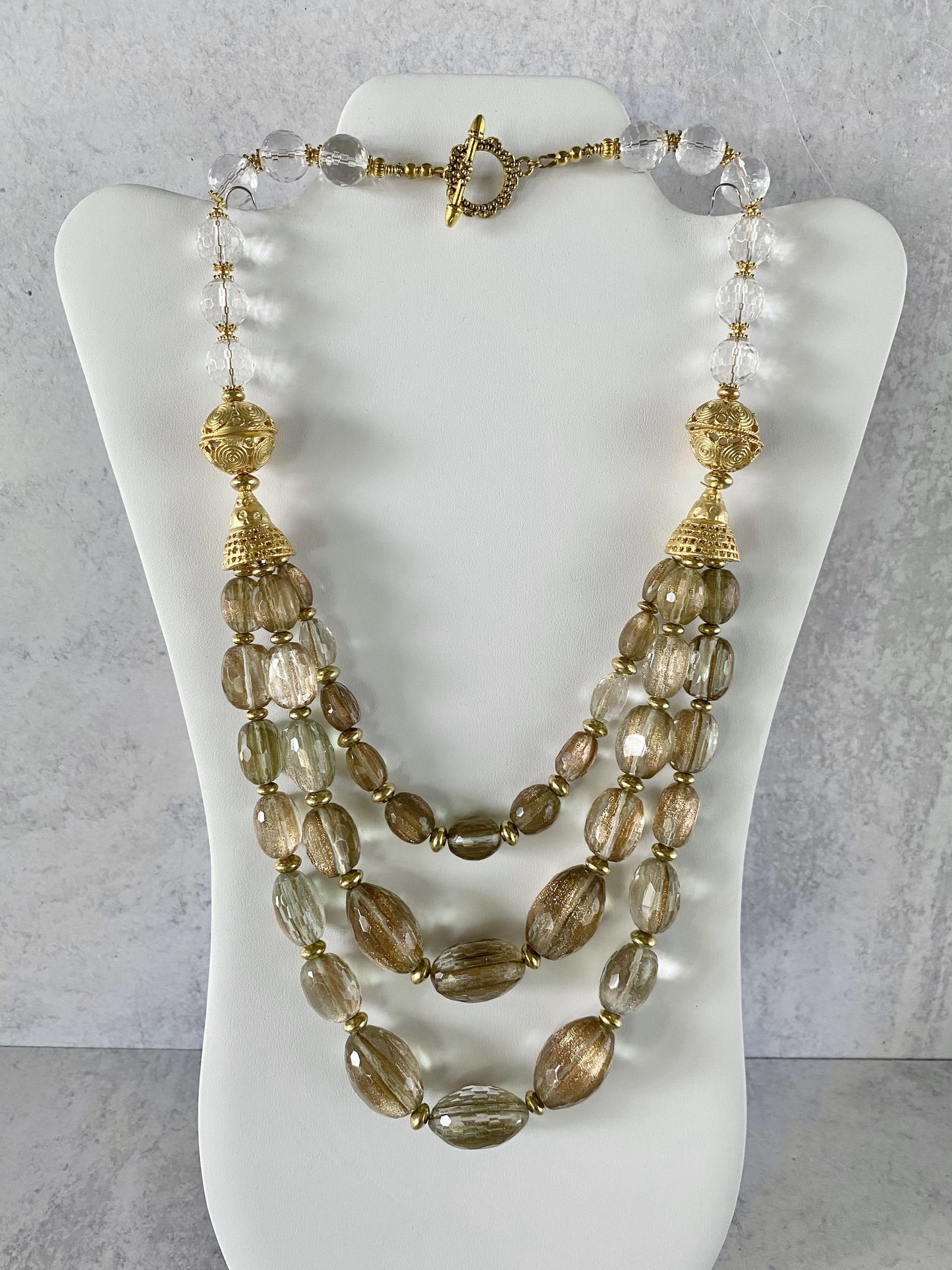 The Aurelia Necklace