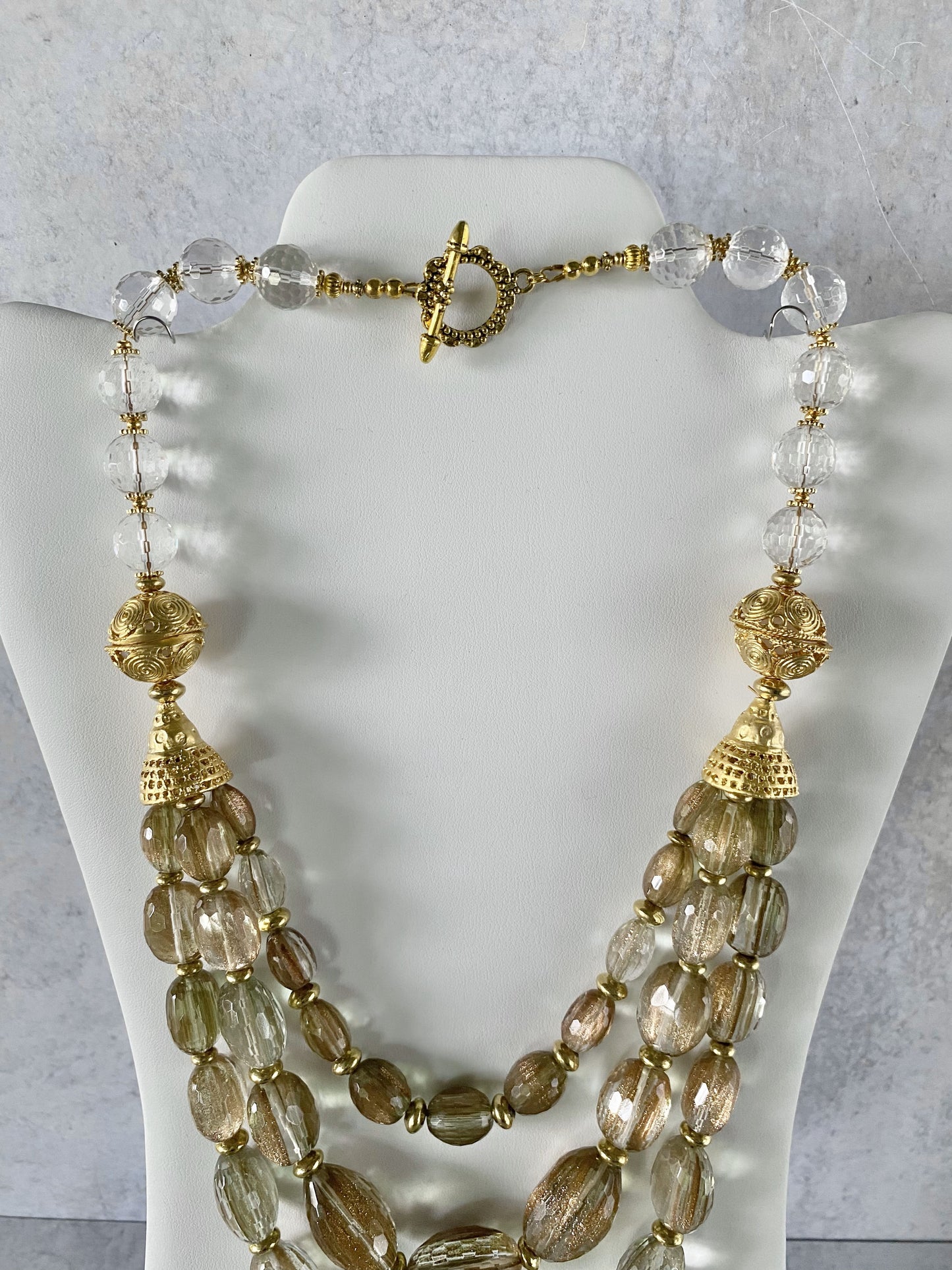 The Aurelia Necklace