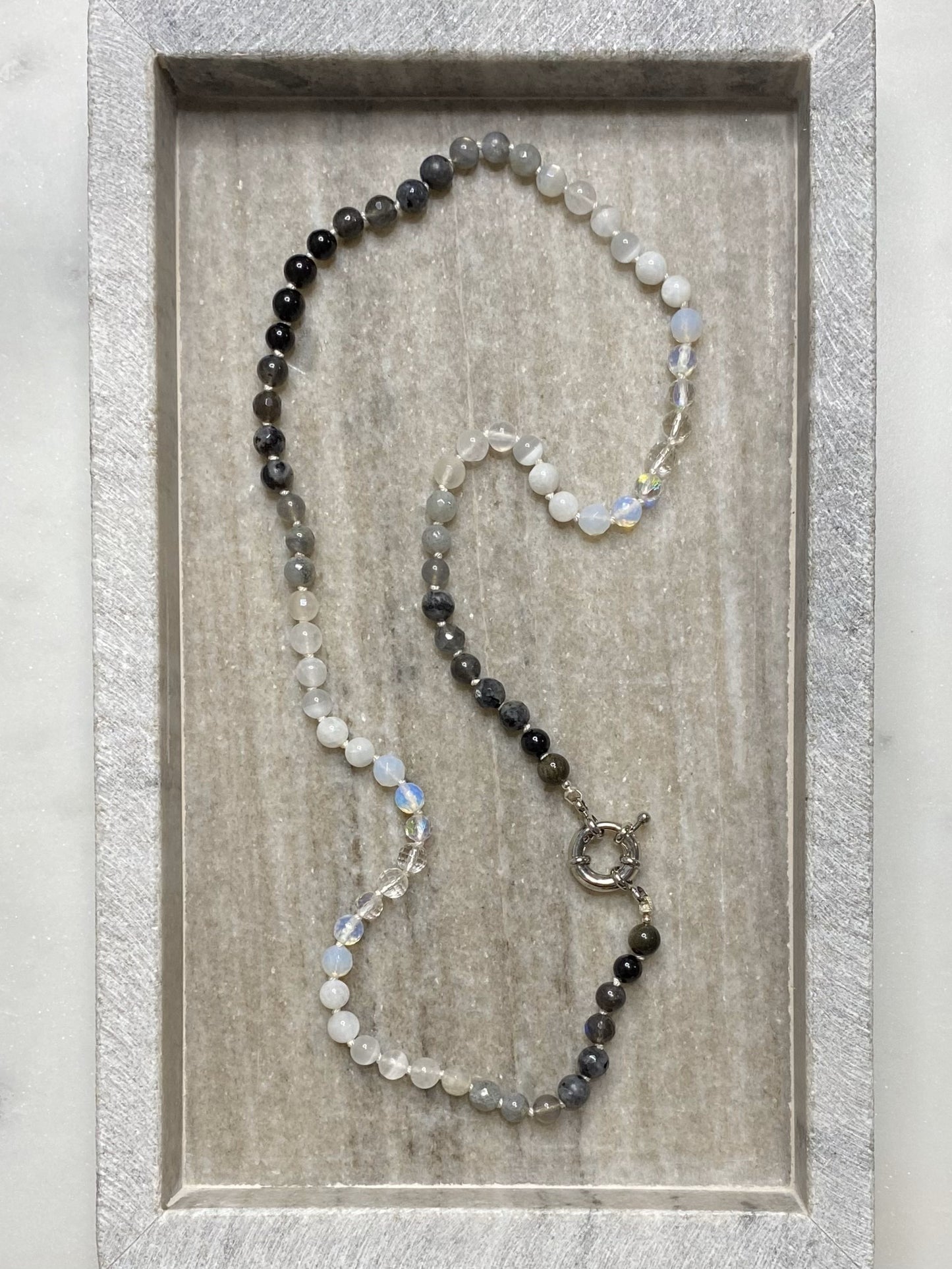 6mm Classic Black and White Ombre Necklace 1.0