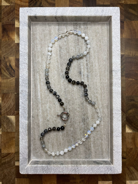 6mm Classic Black and White Ombre Necklace 1.0