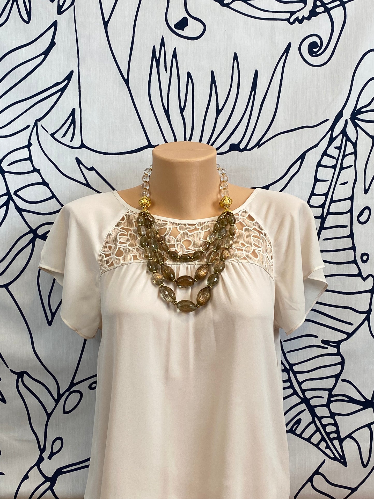 The Aurelia Necklace