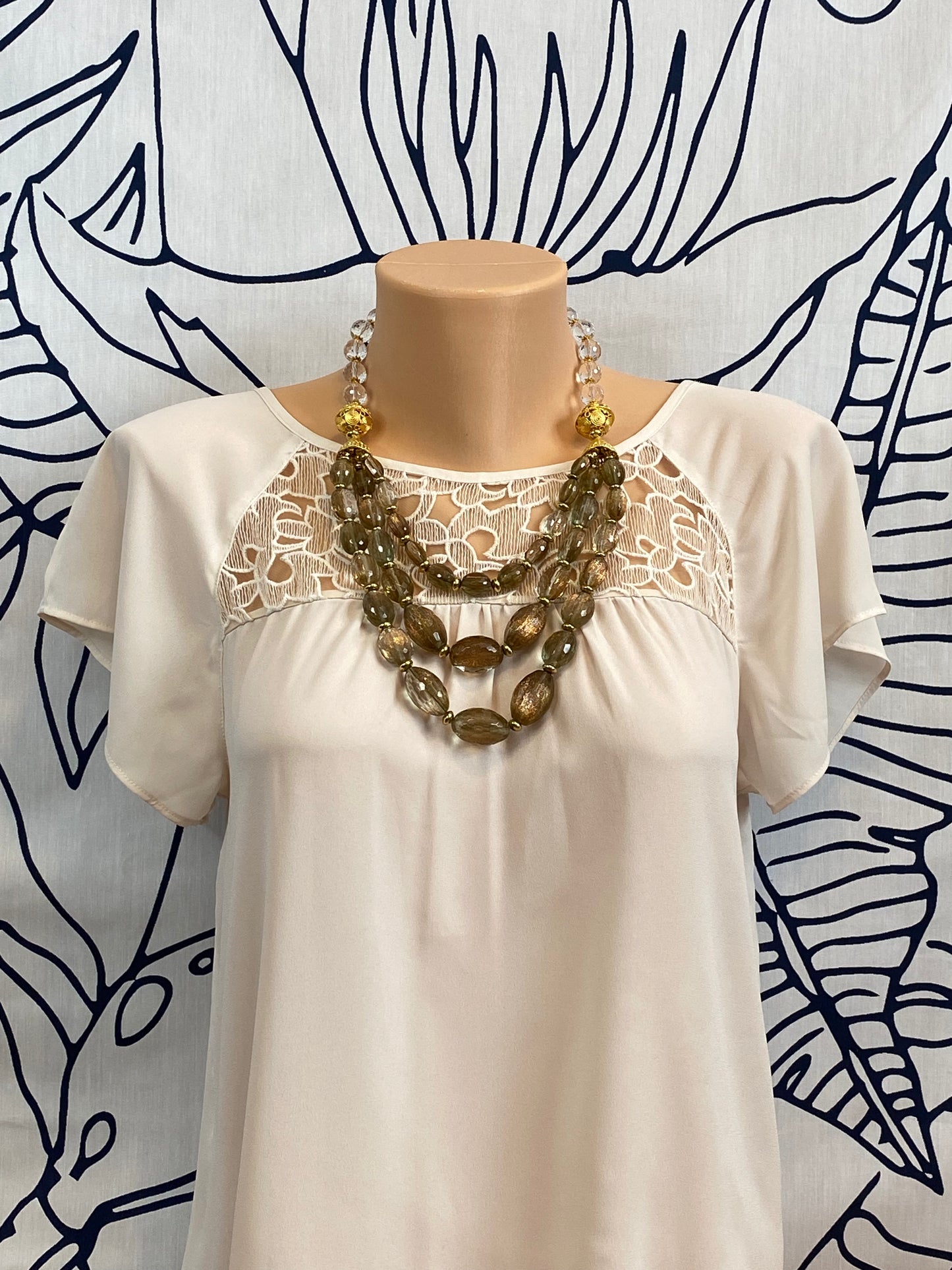 The Aurelia Necklace
