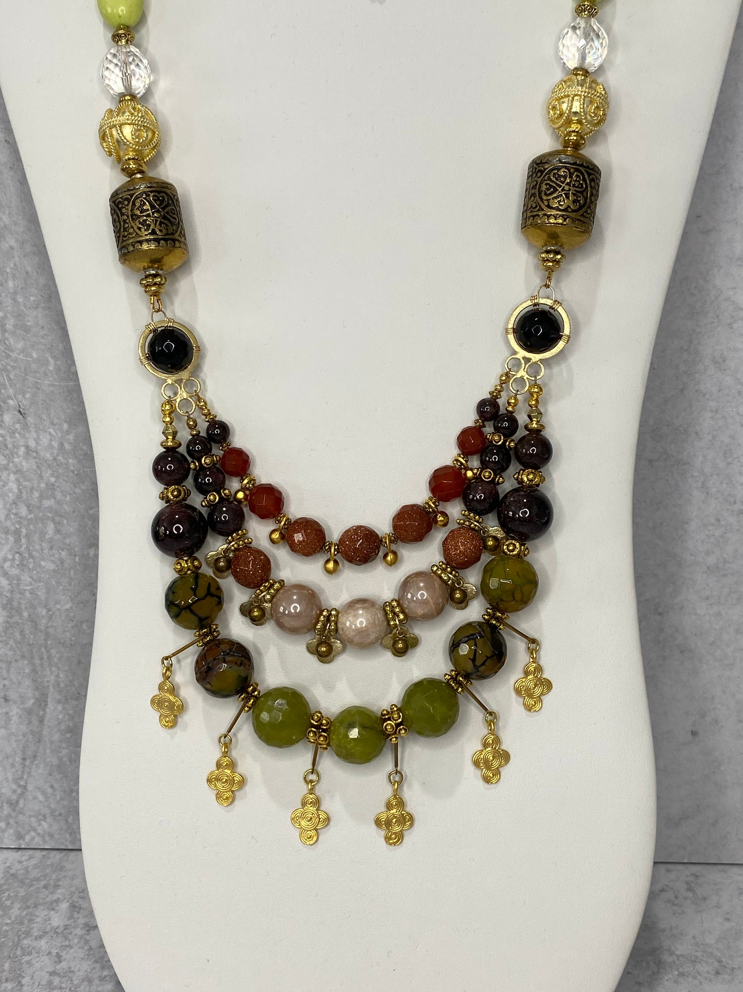 The Li Necklace